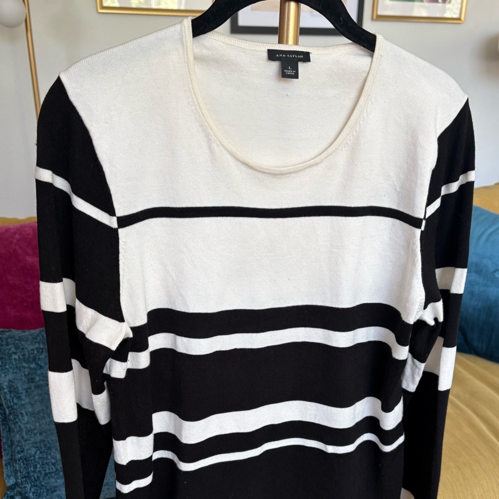 Ann Taylor Ivory and Black Crewneck Sweater